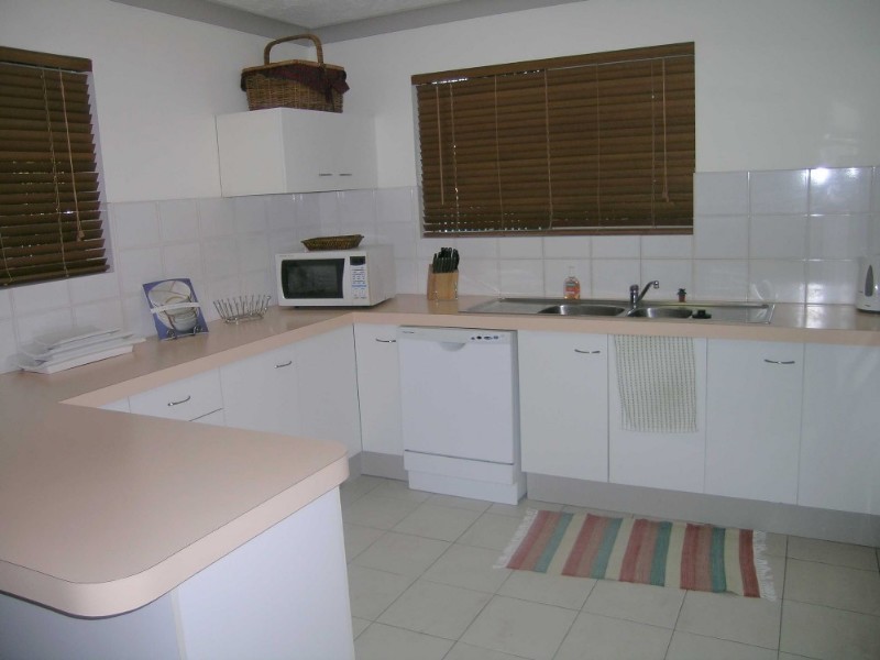 4 Woodland Street, Ashgrove QLD 4060