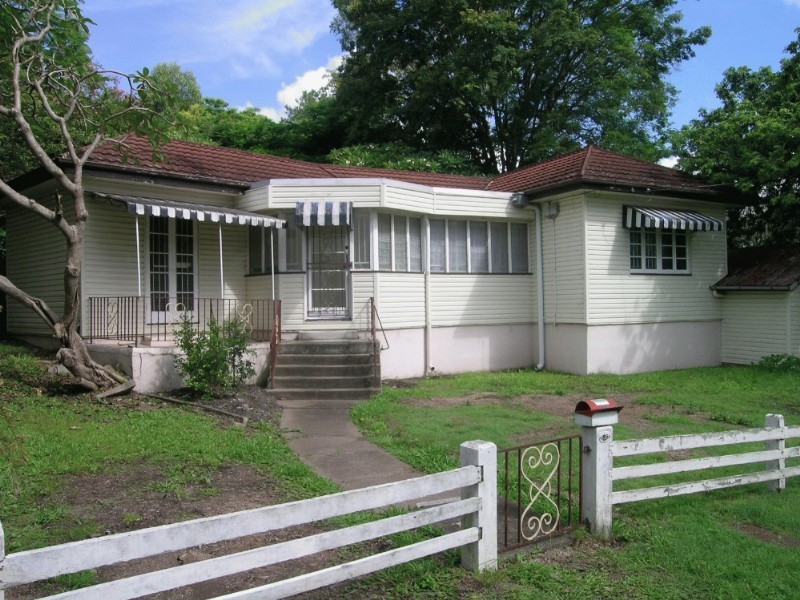 86 Oleander Drive, Ashgrove QLD 4060