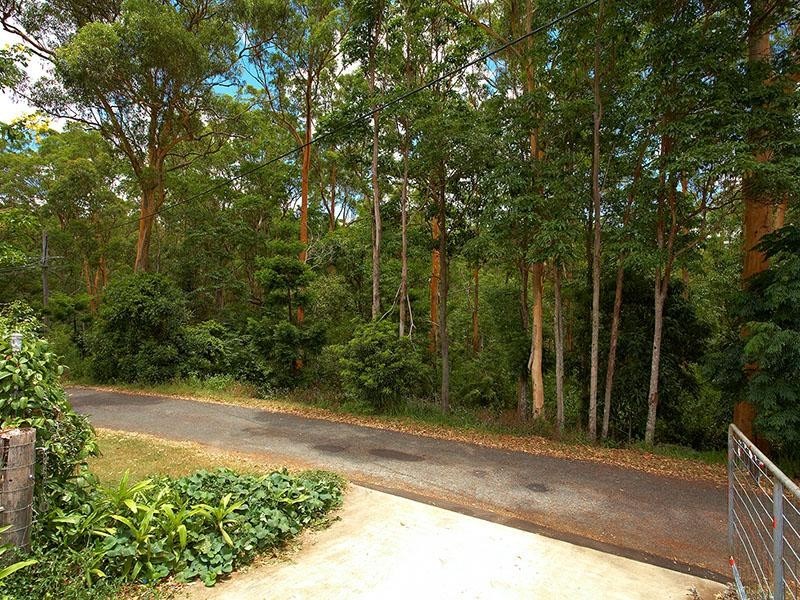 6 Benson Road, Mount Nebo QLD 4520