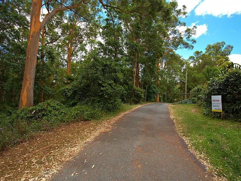 6 Benson Road, Mount Nebo QLD 4520