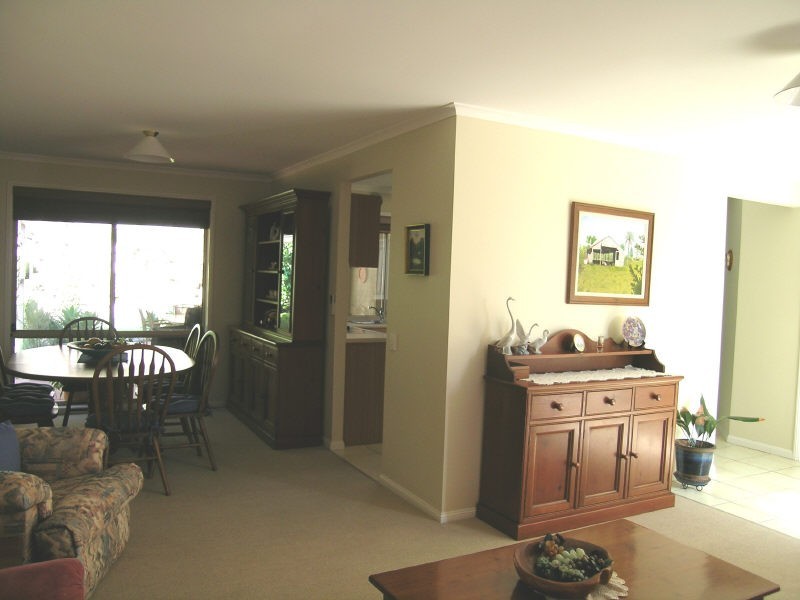 35 Montrose Place, The Gap QLD 4061