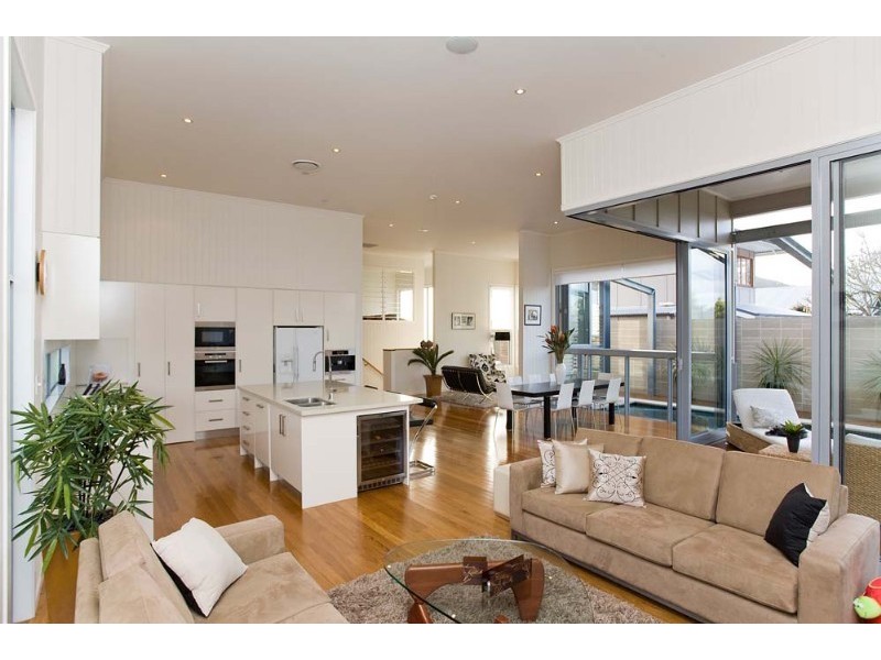 23 Banksia Avenue, Ashgrove QLD 4060
