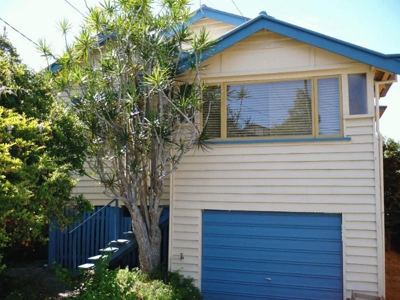 153 Arthur Terrace, Red Hill QLD 4059