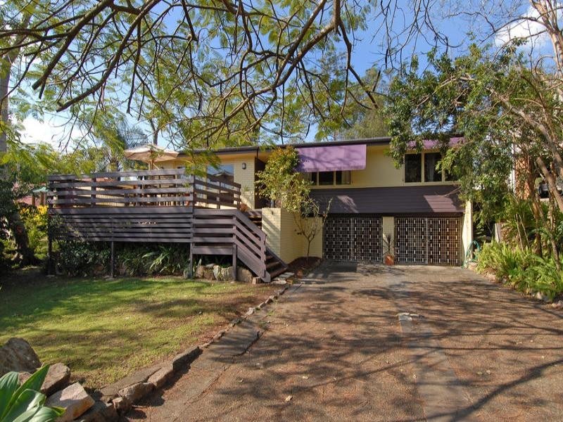 8 Ridgeway Street, The Gap QLD 4061