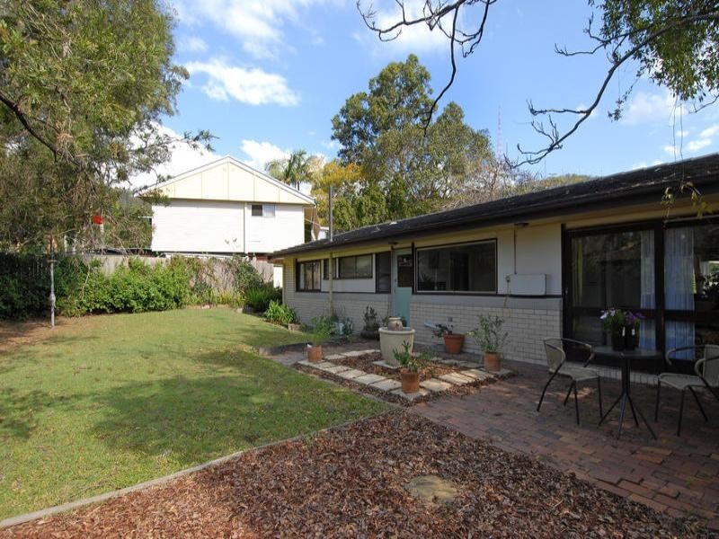 8 Ridgeway Street, The Gap QLD 4061