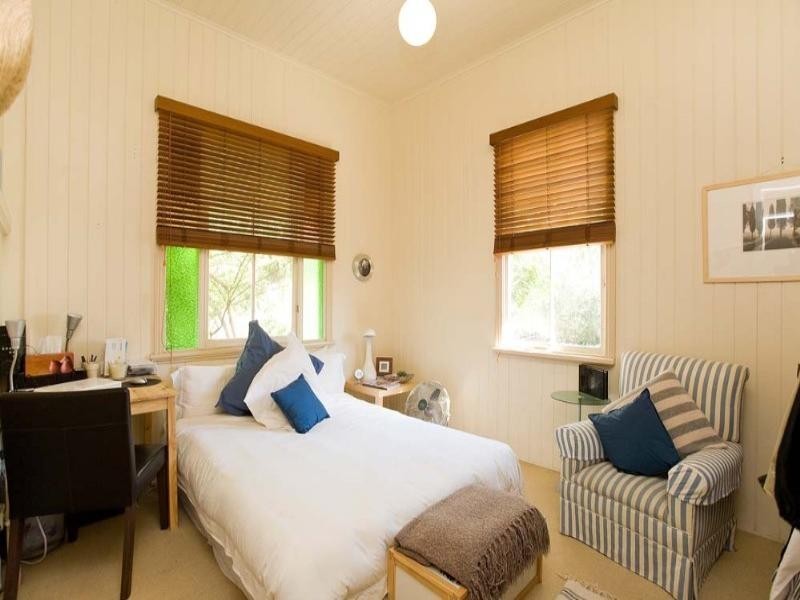 17 Glassey Street, Red Hill QLD 4059