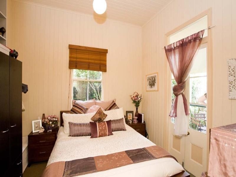 17 Glassey Street, Red Hill QLD 4059