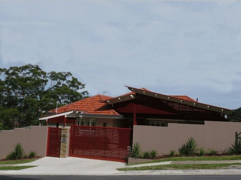 100 Stuartholme Road, Bardon QLD 4065