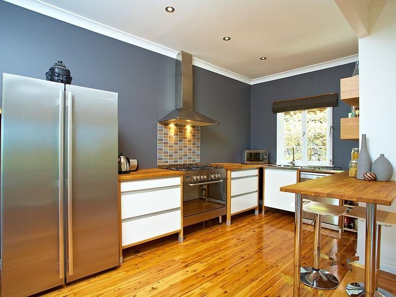 15 Atthow Avenue, Ashgrove QLD 4060