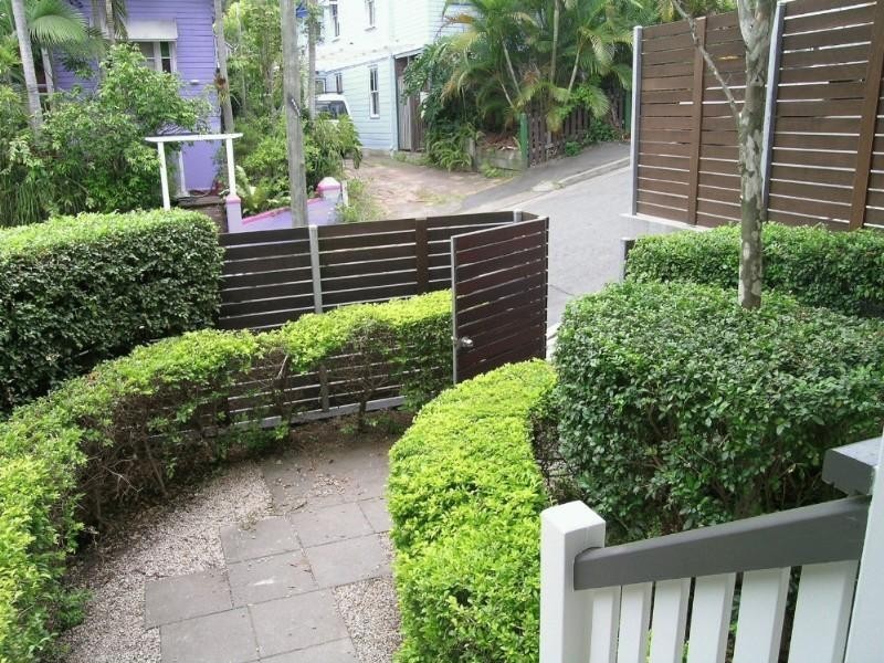 18 Daventry Street, West End QLD 4101