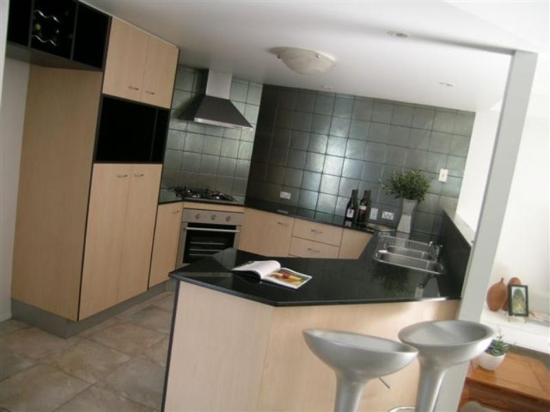 18 Daventry Street, West End QLD 4101