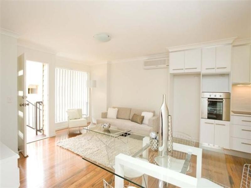 2/83 Rockbourne Terrace, Paddington QLD 4064