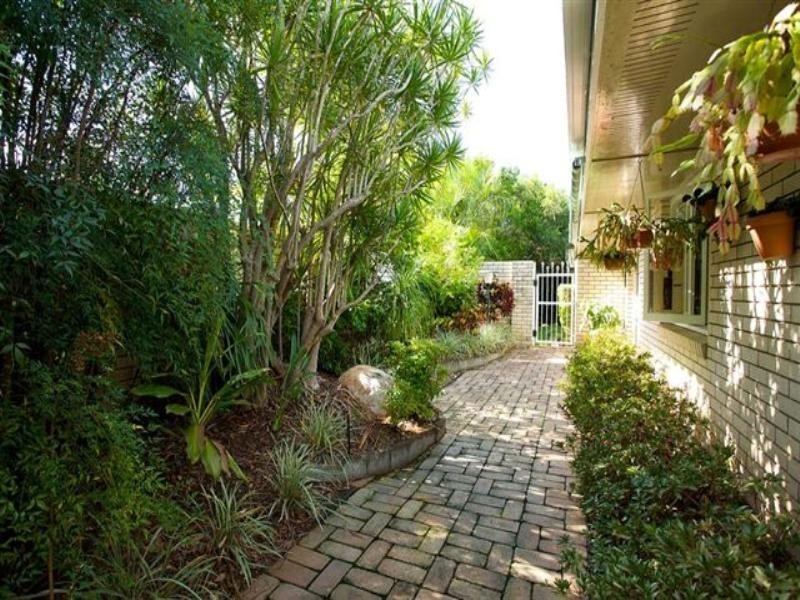 80 Kenmore Road, Kenmore QLD 4069