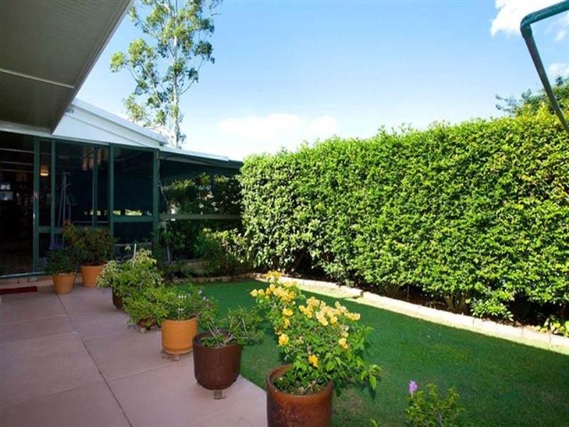 80 Kenmore Road, Kenmore QLD 4069