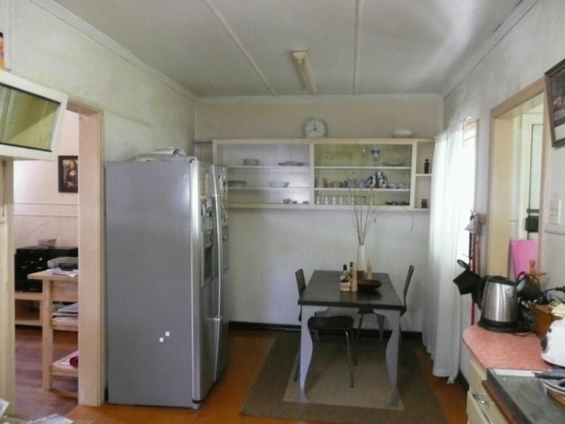 19 Coverdale Street, Indooroopilly QLD 4068