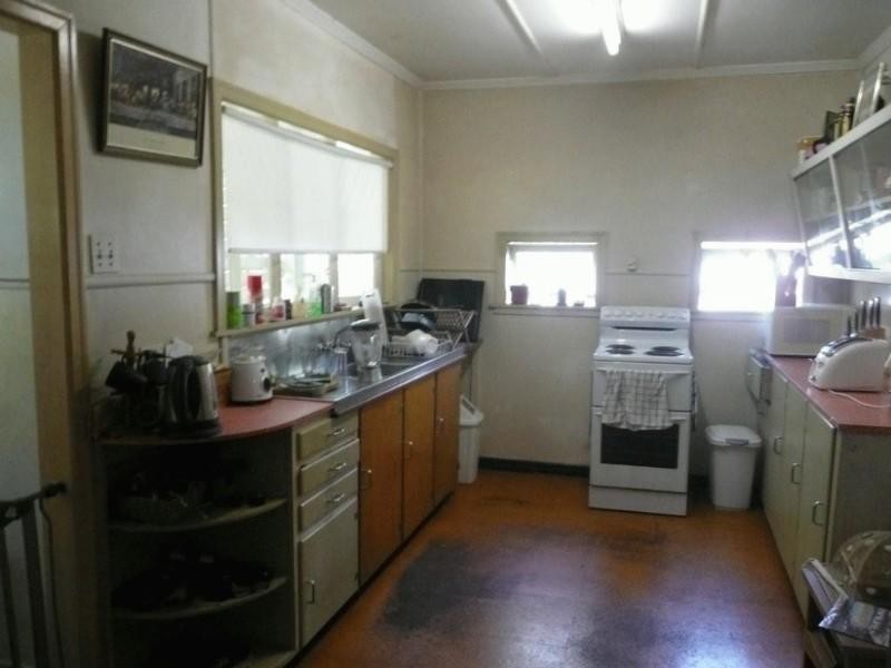 19 Coverdale Street, Indooroopilly QLD 4068