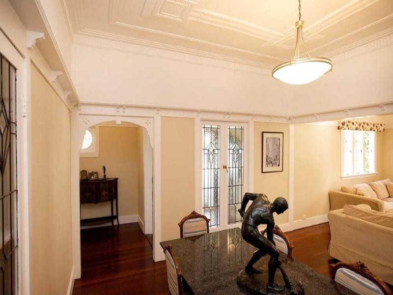 32 Glenlyon Drive, Ashgrove QLD 4060