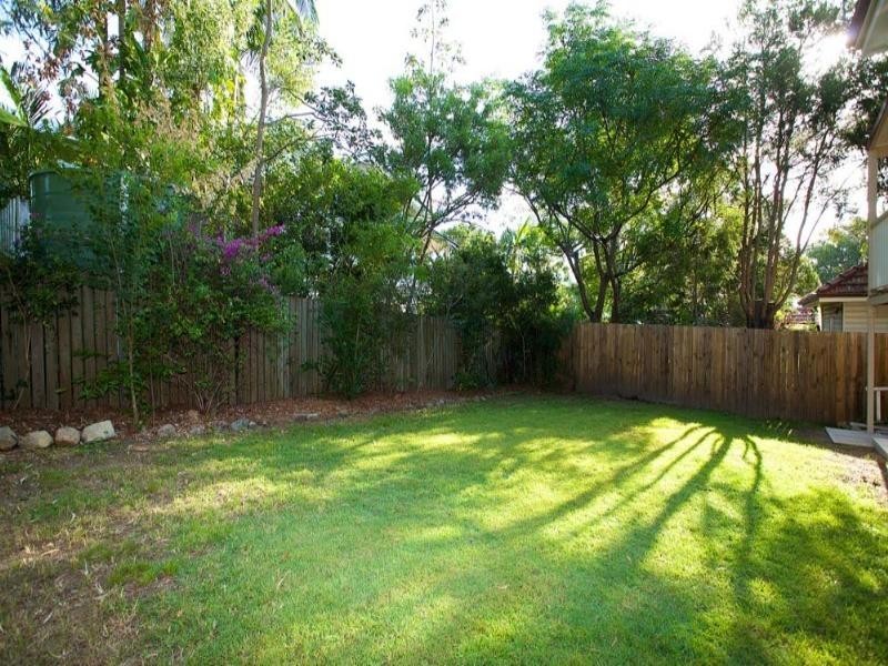 32 Glenlyon Drive, Ashgrove QLD 4060