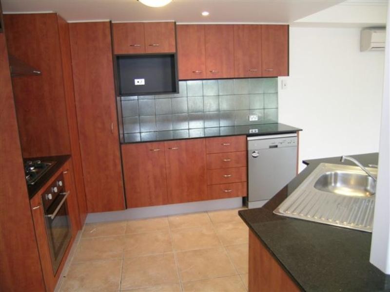 16 Daventry Street, West End QLD 4101