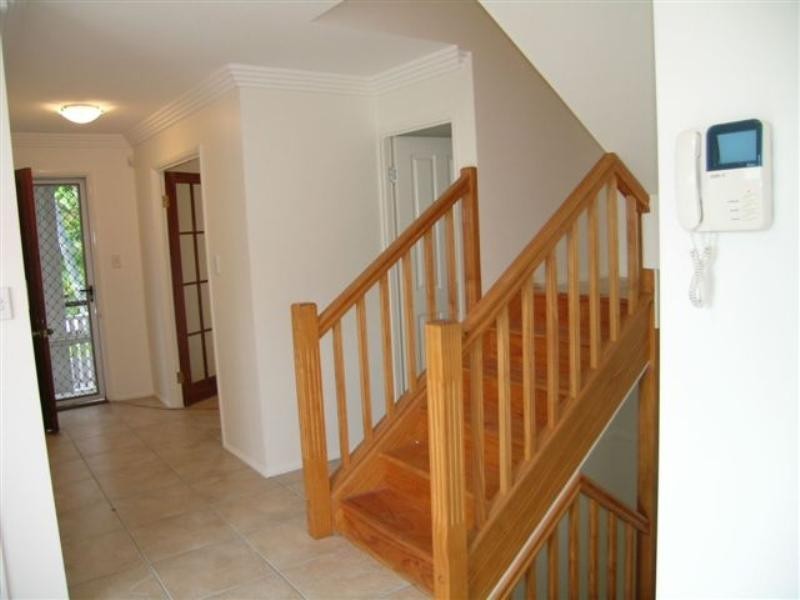 16 Daventry Street, West End QLD 4101