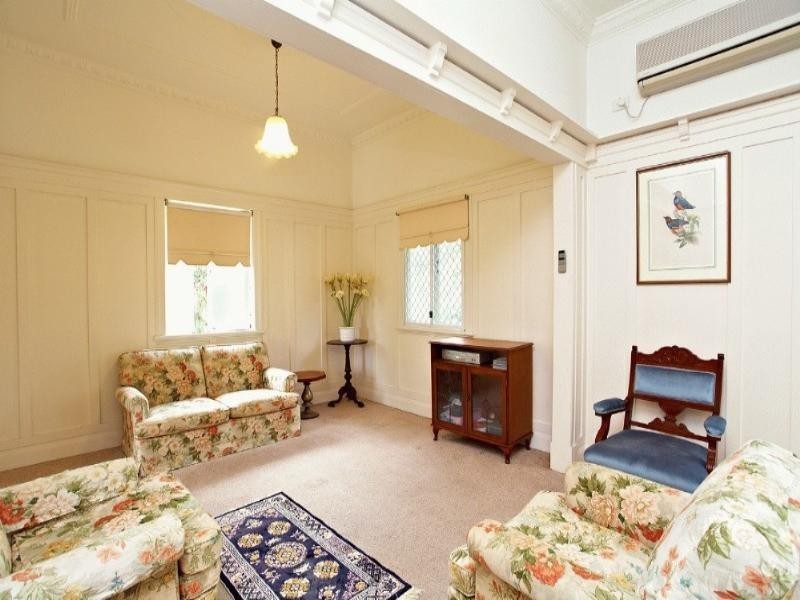 54 Acacia Drive, Ashgrove QLD 4060