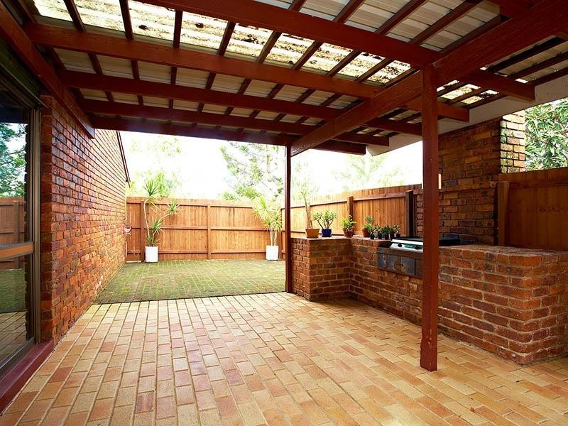 10 Grimsby Street, The Gap QLD 4061