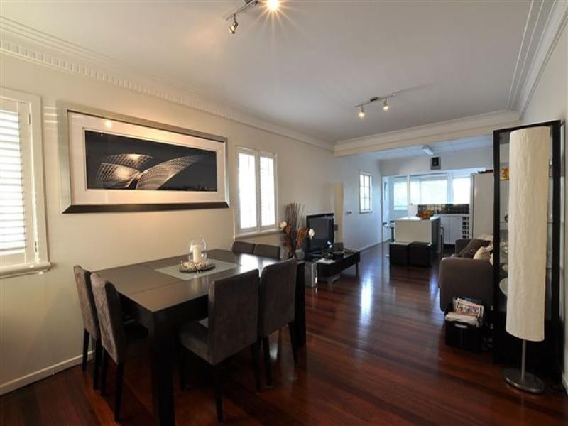 34 Dovedale Crescent, Ashgrove QLD 4060