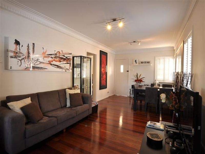 34 Dovedale Crescent, Ashgrove QLD 4060