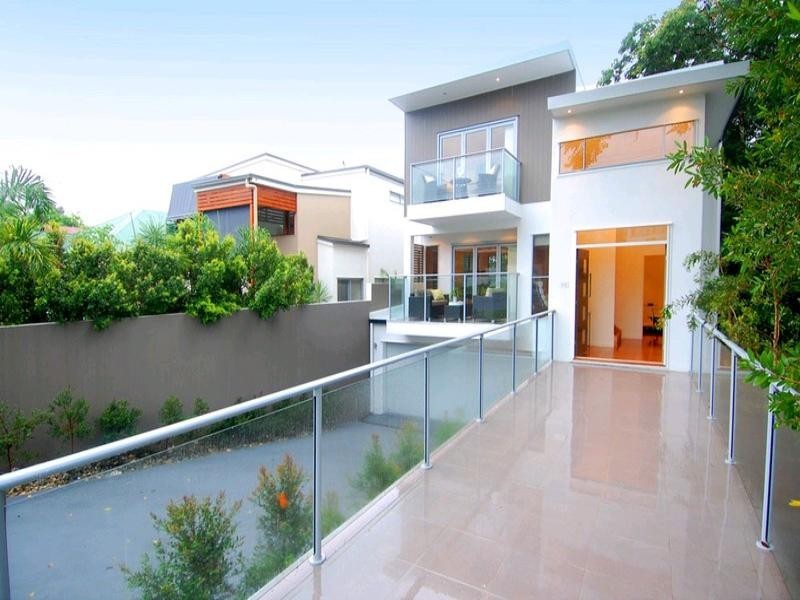 18 Acton Street, Ashgrove QLD 4060