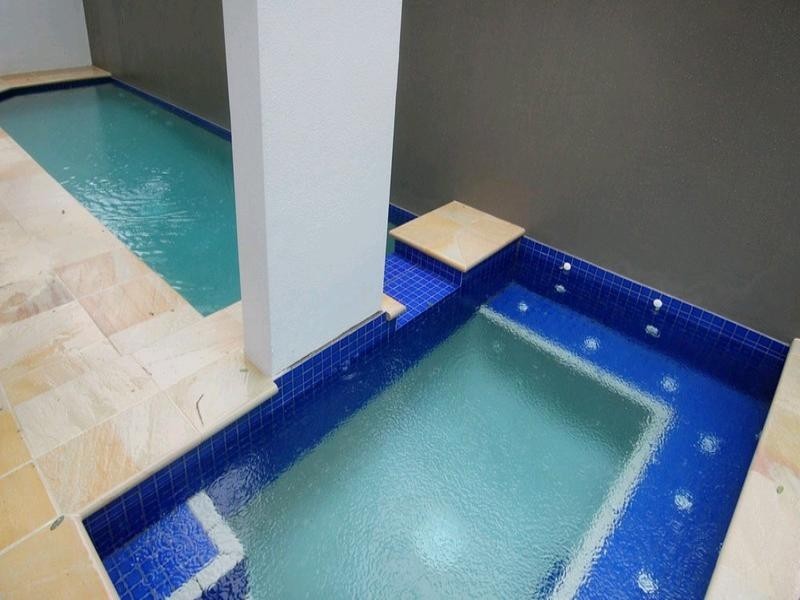 18 Acton Street, Ashgrove QLD 4060