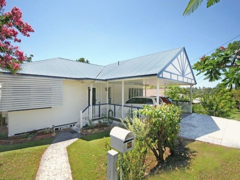 82 Davies Road, Ashgrove QLD 4060