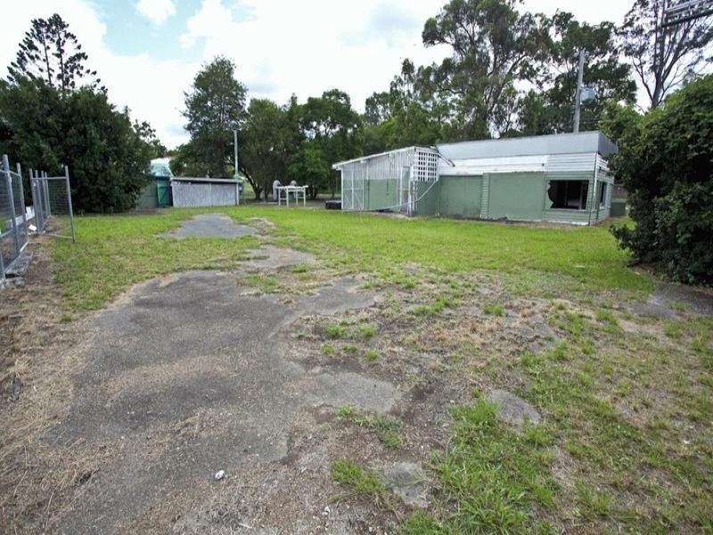 11 Rouen Road, Bardon QLD 4065