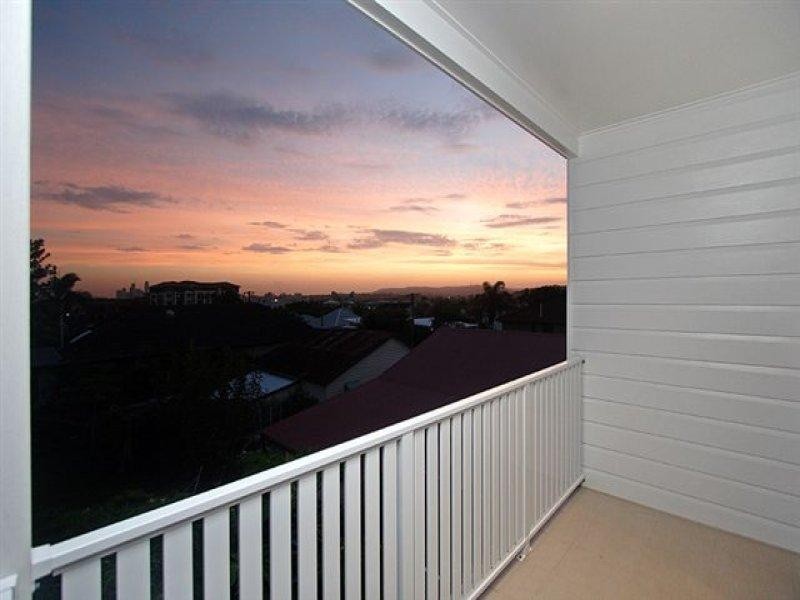 33 Hutton Street, Clayfield QLD 4011