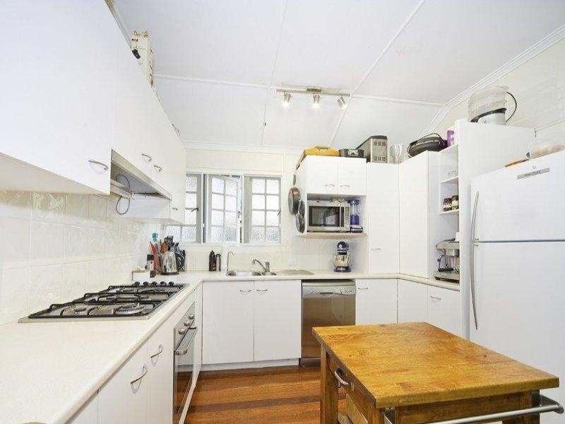 74 St Johns Avenue, Ashgrove QLD 4060