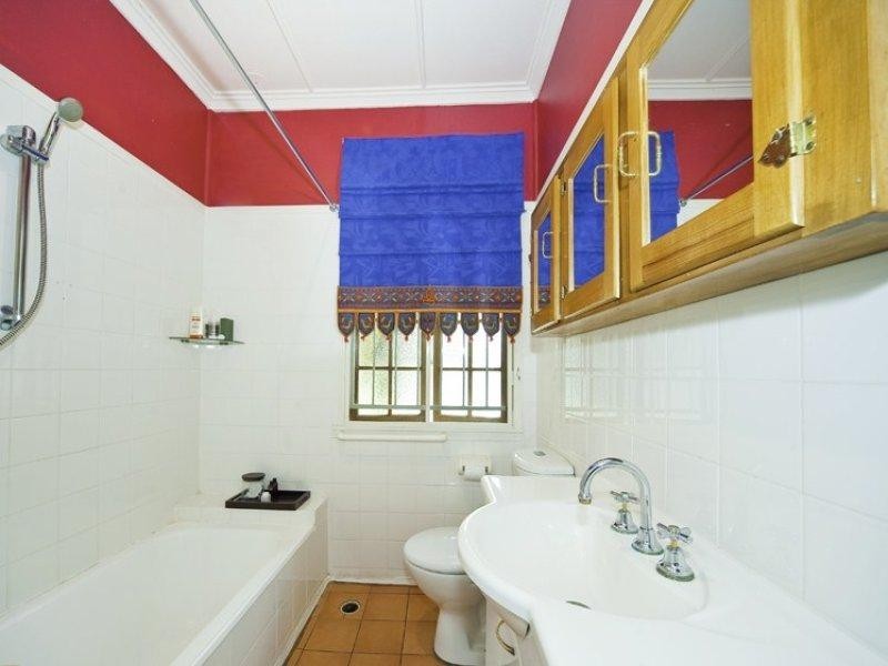 74 St Johns Avenue, Ashgrove QLD 4060