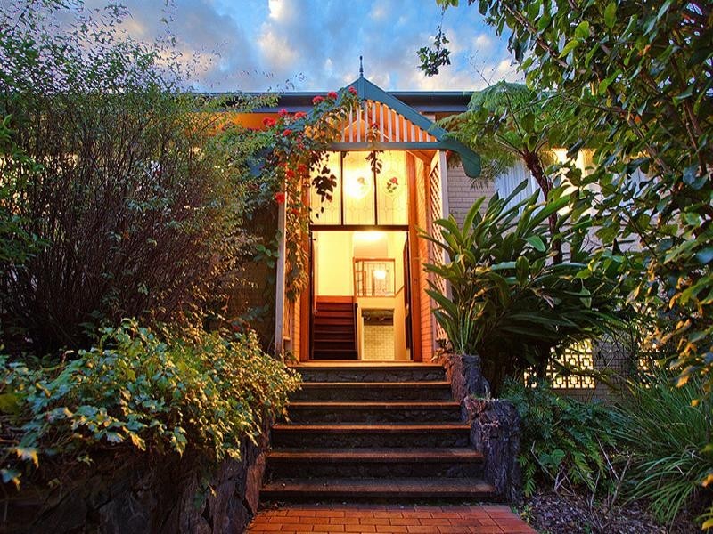 21 Devonhill Street, The Gap QLD 4061