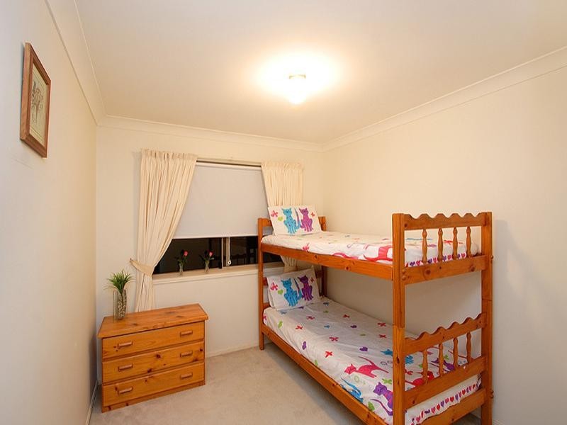 2 Saxonvale Place, The Gap QLD 4061