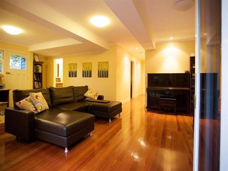 35 Woonga Drive, Ashgrove QLD 4060