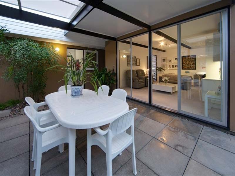 27 Gymea Street, The Gap QLD 4061