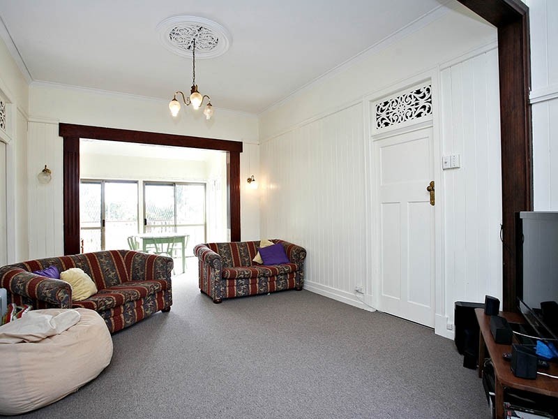 13 Baileys Road, Ashgrove QLD 4060