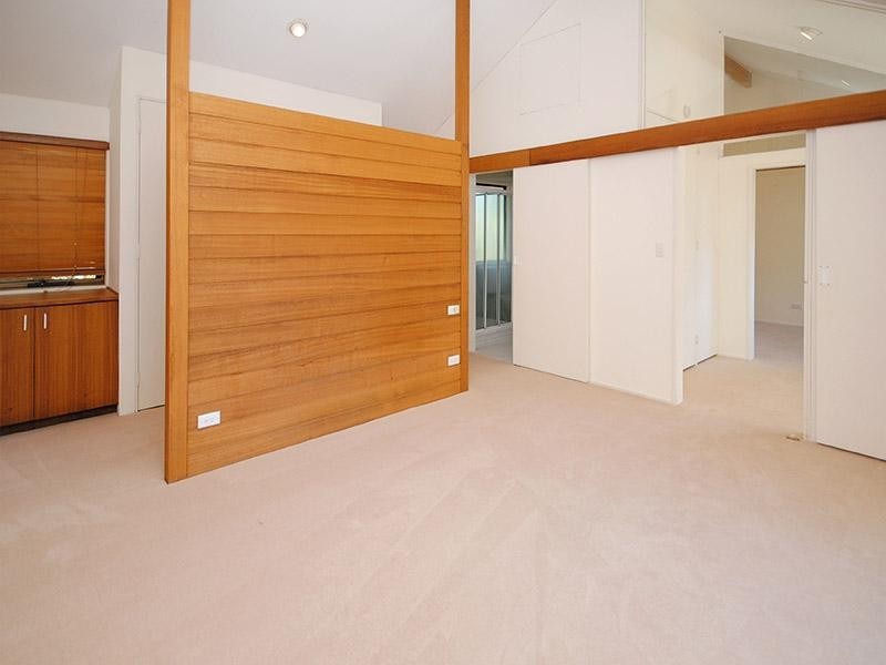 115 Riaweena Street, The Gap QLD 4061