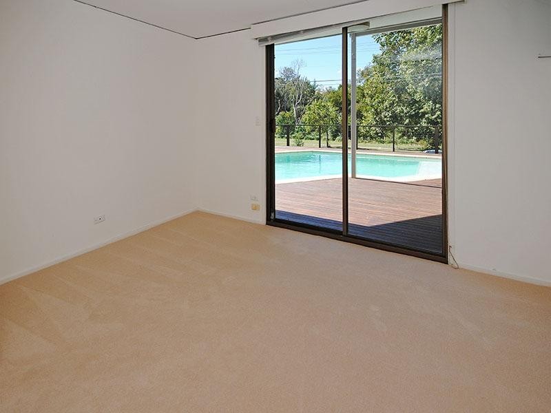 115 Riaweena Street, The Gap QLD 4061