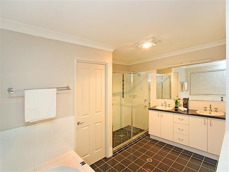 42 Baileys Road, Ashgrove QLD 4060