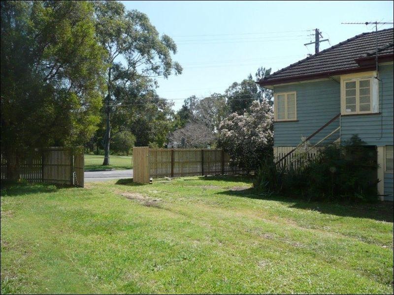 102 Acacia Drive, Ashgrove QLD 4060