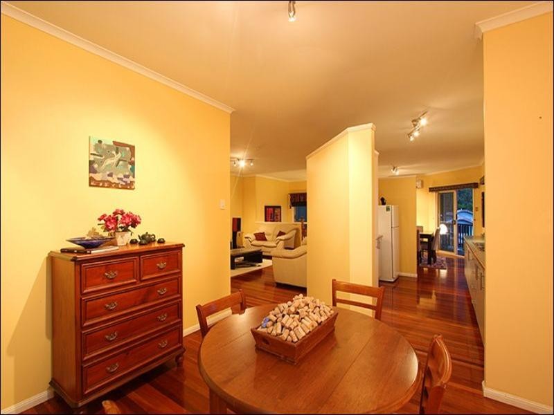 8 Wollundry Place, The Gap QLD 4061