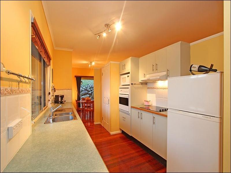 8 Wollundry Place, The Gap QLD 4061