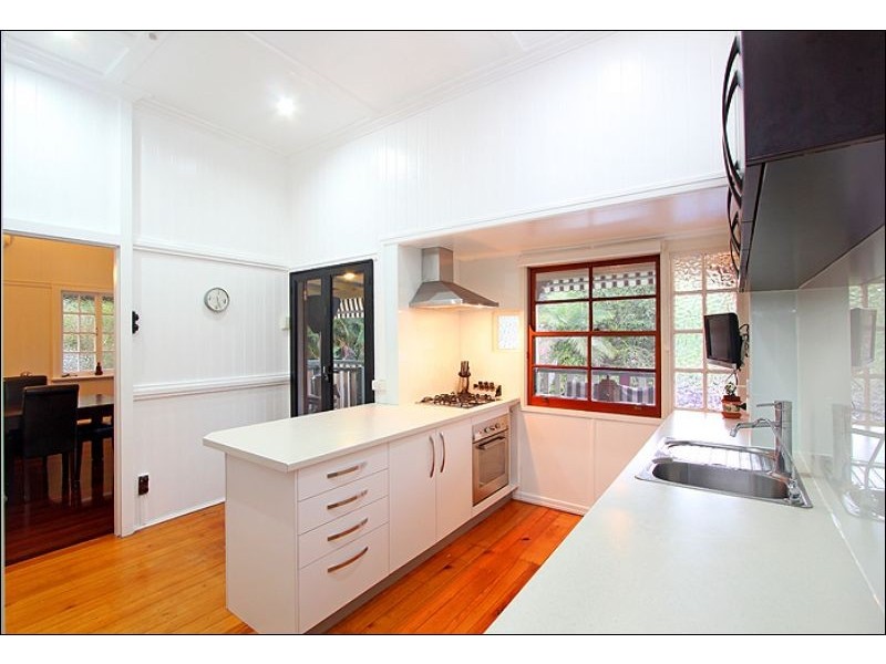 18 Glenlyon Drive, Ashgrove QLD 4060