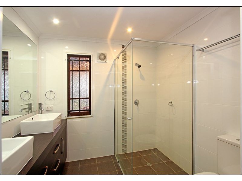 18 Glenlyon Drive, Ashgrove QLD 4060