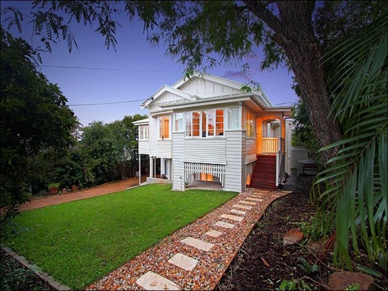 20 Foch Street, Ashgrove QLD 4060