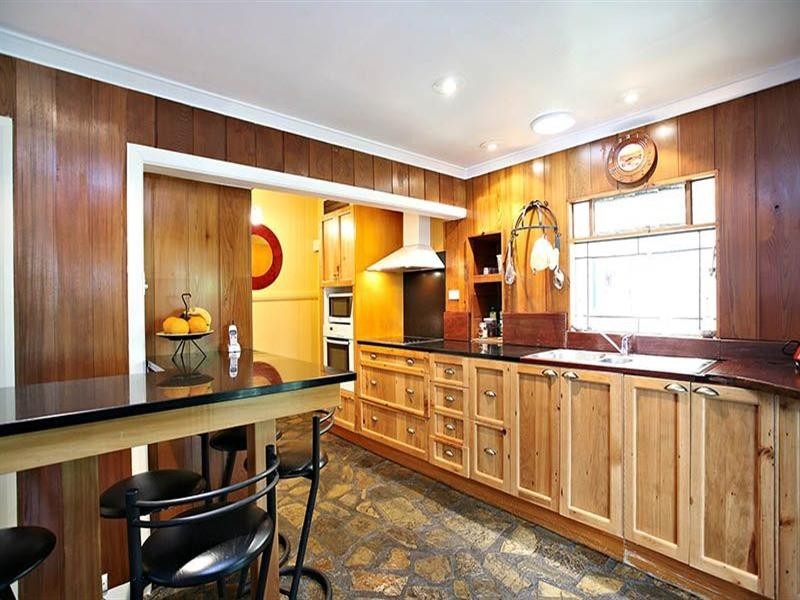 24 Boundary Road, Bardon QLD 4065